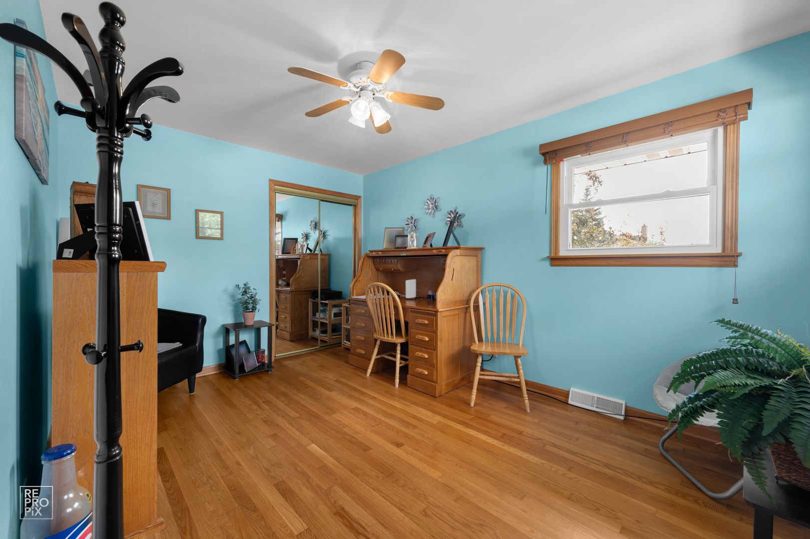 444 S Prospect Avenue Property Photo 7
