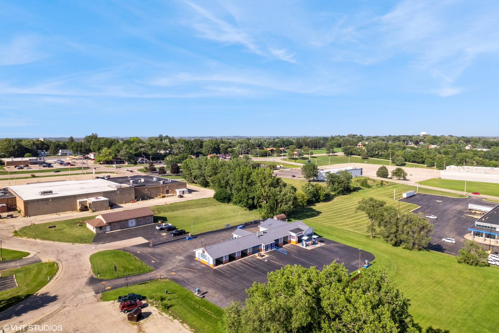 731 Midwest Court Property Photo 41