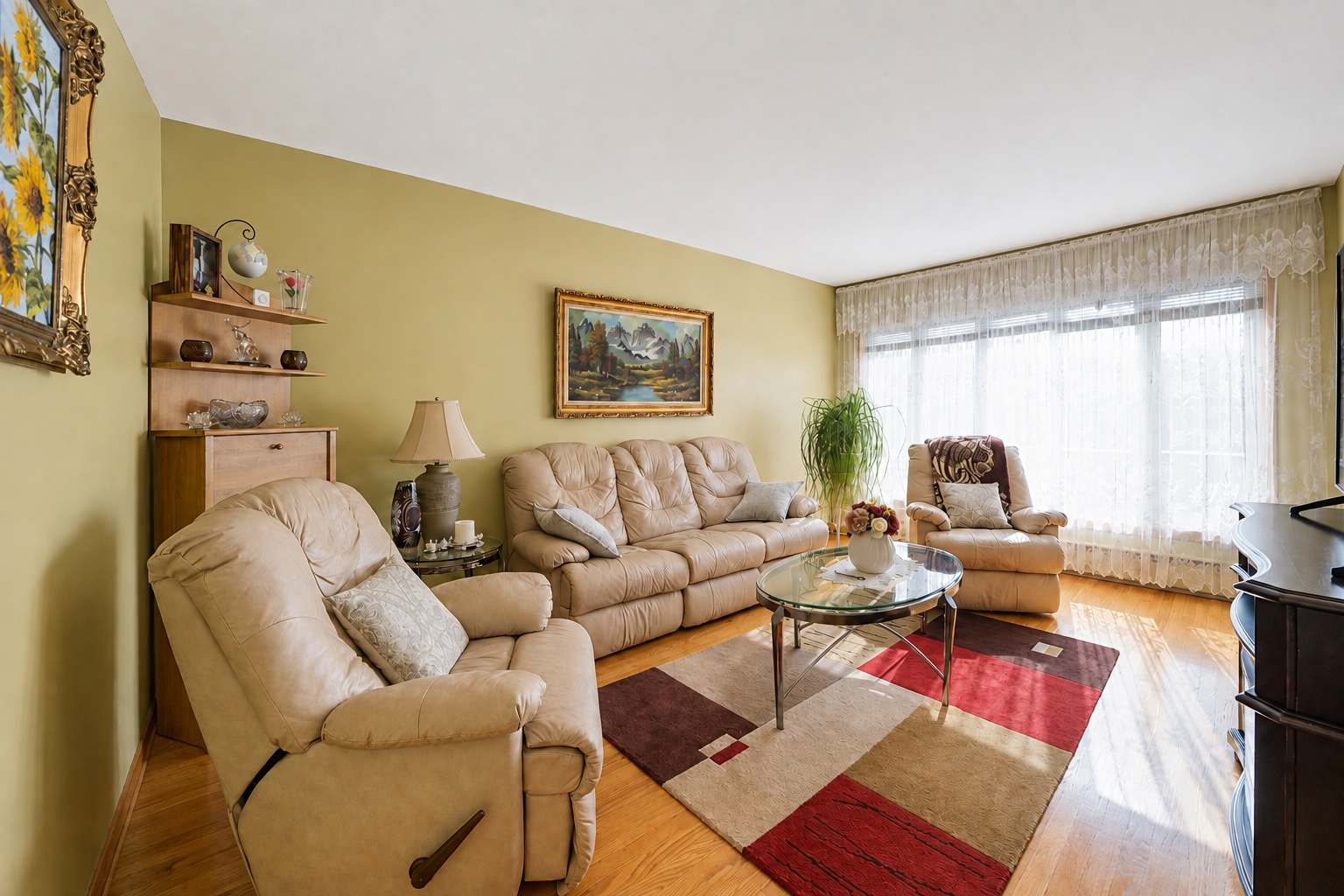 4333 N Oleander Avenue Property Photo 6