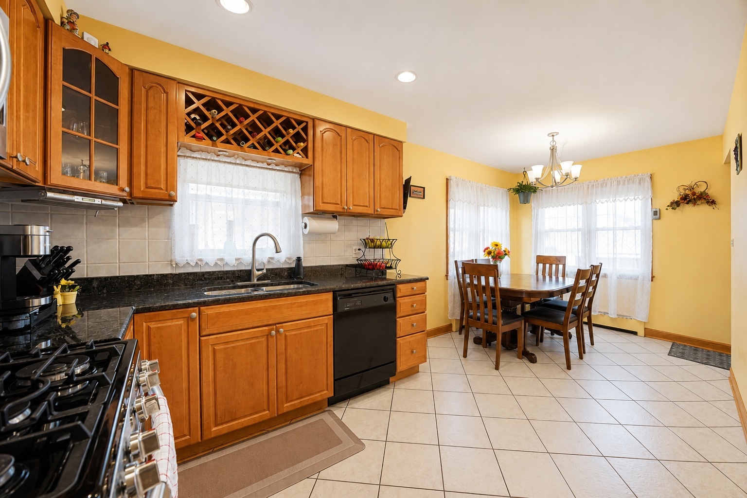 4333 N Oleander Avenue Property Photo 14
