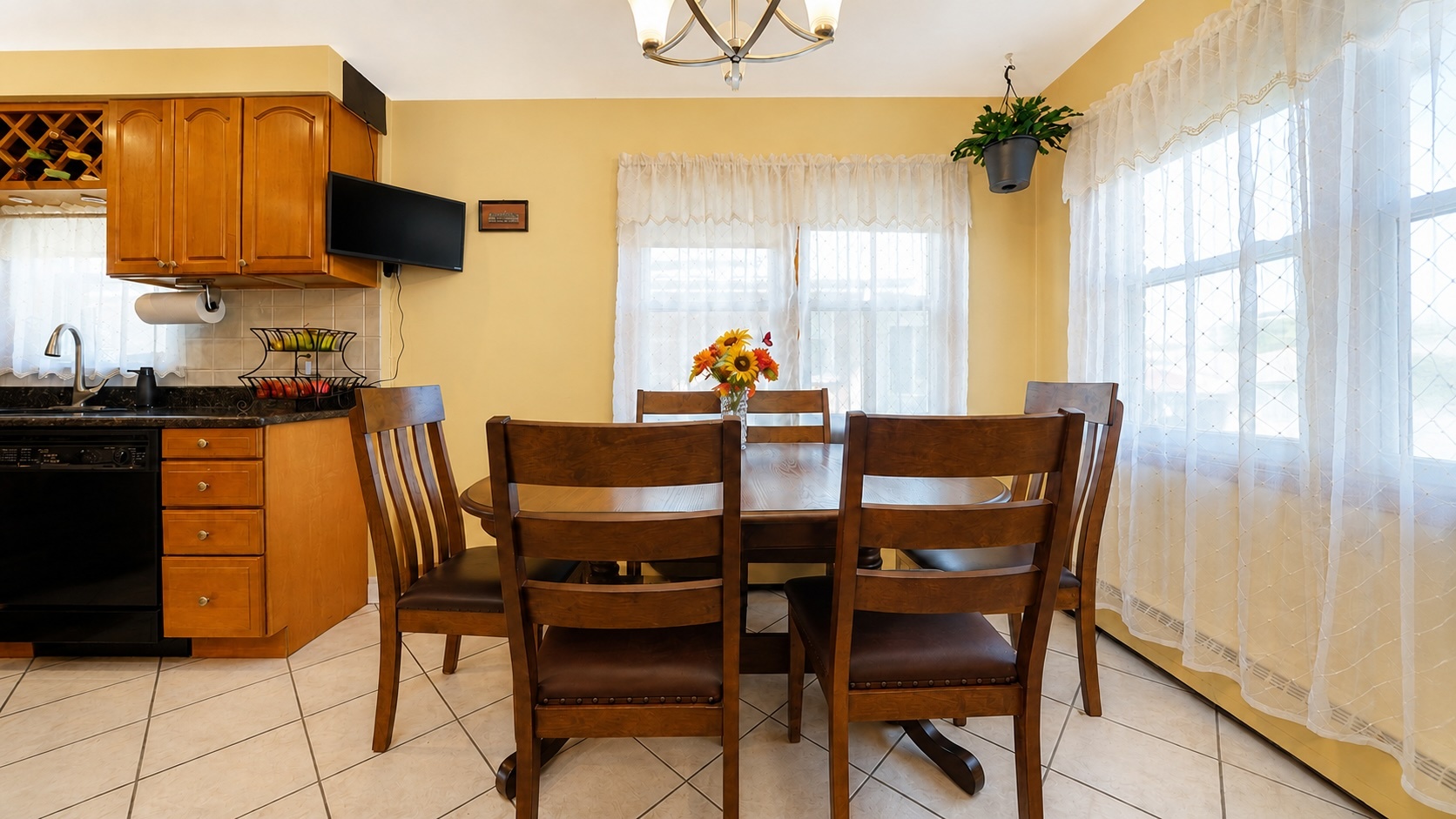 4333 N Oleander Avenue Property Photo 16
