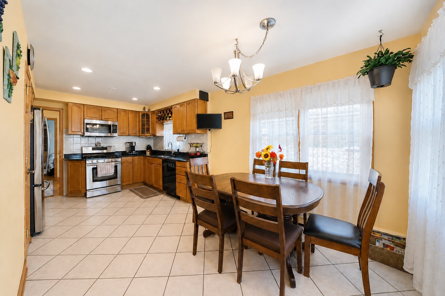 4333 N Oleander Avenue Property Photo 19