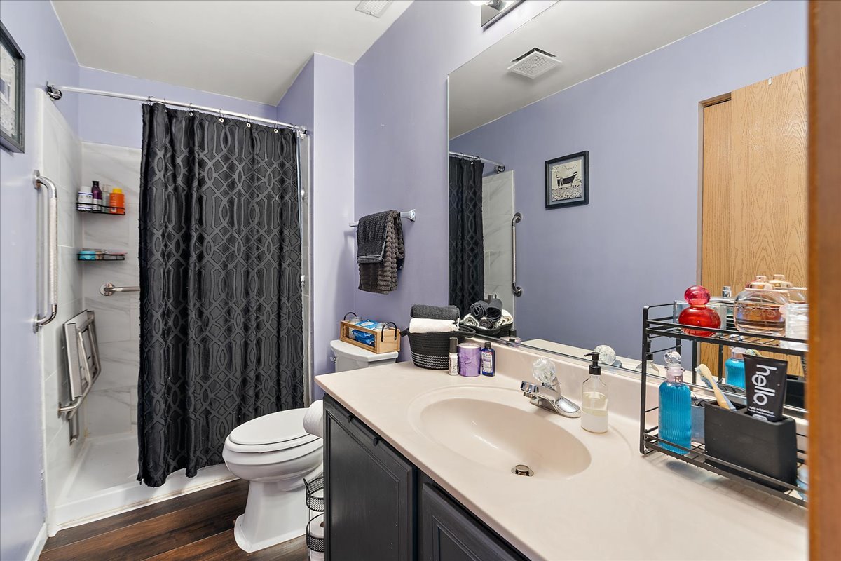 2941 Woodside Drive Property Photo 12