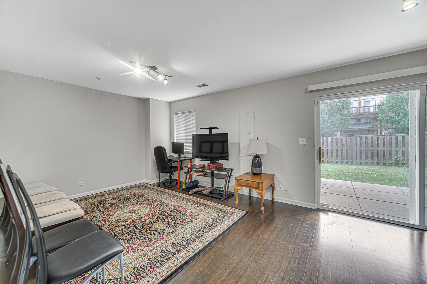 673 E Fountainview Drive 673 Property Photo 15