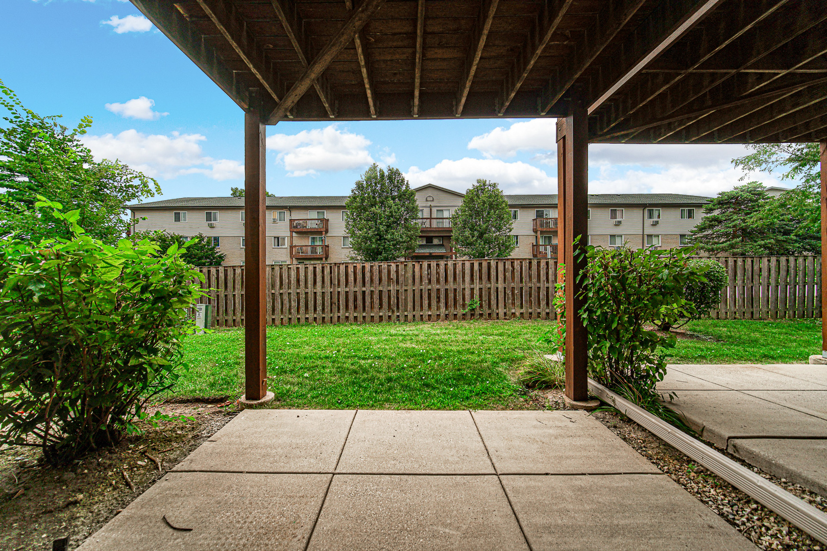 673 E Fountainview Drive 673 Property Photo 21