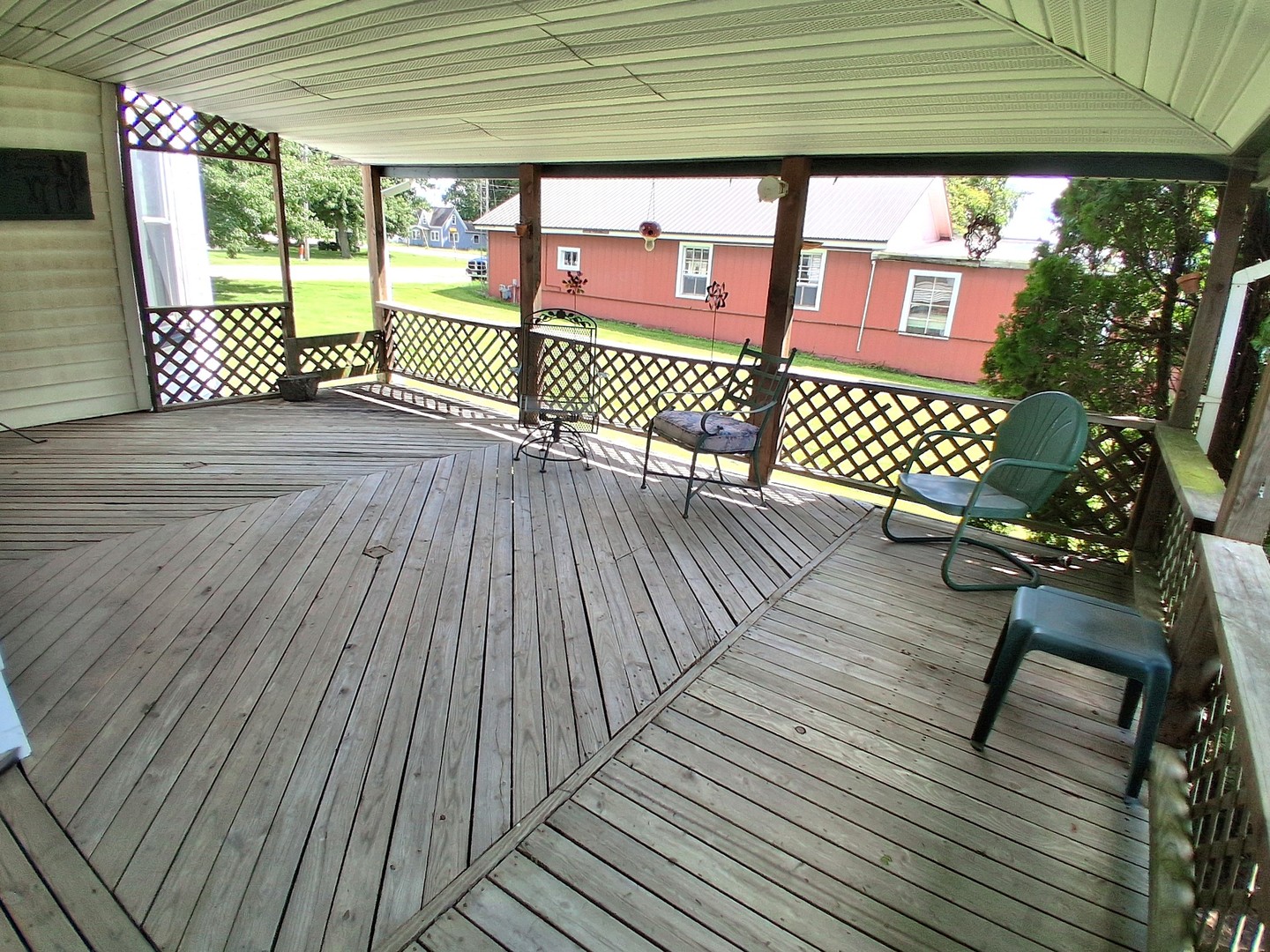 305 Hodgson Street Property Photo 8