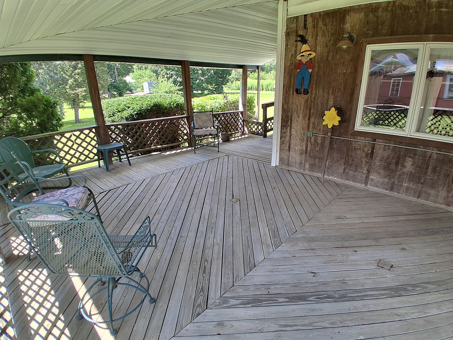 305 Hodgson Street Property Photo 9