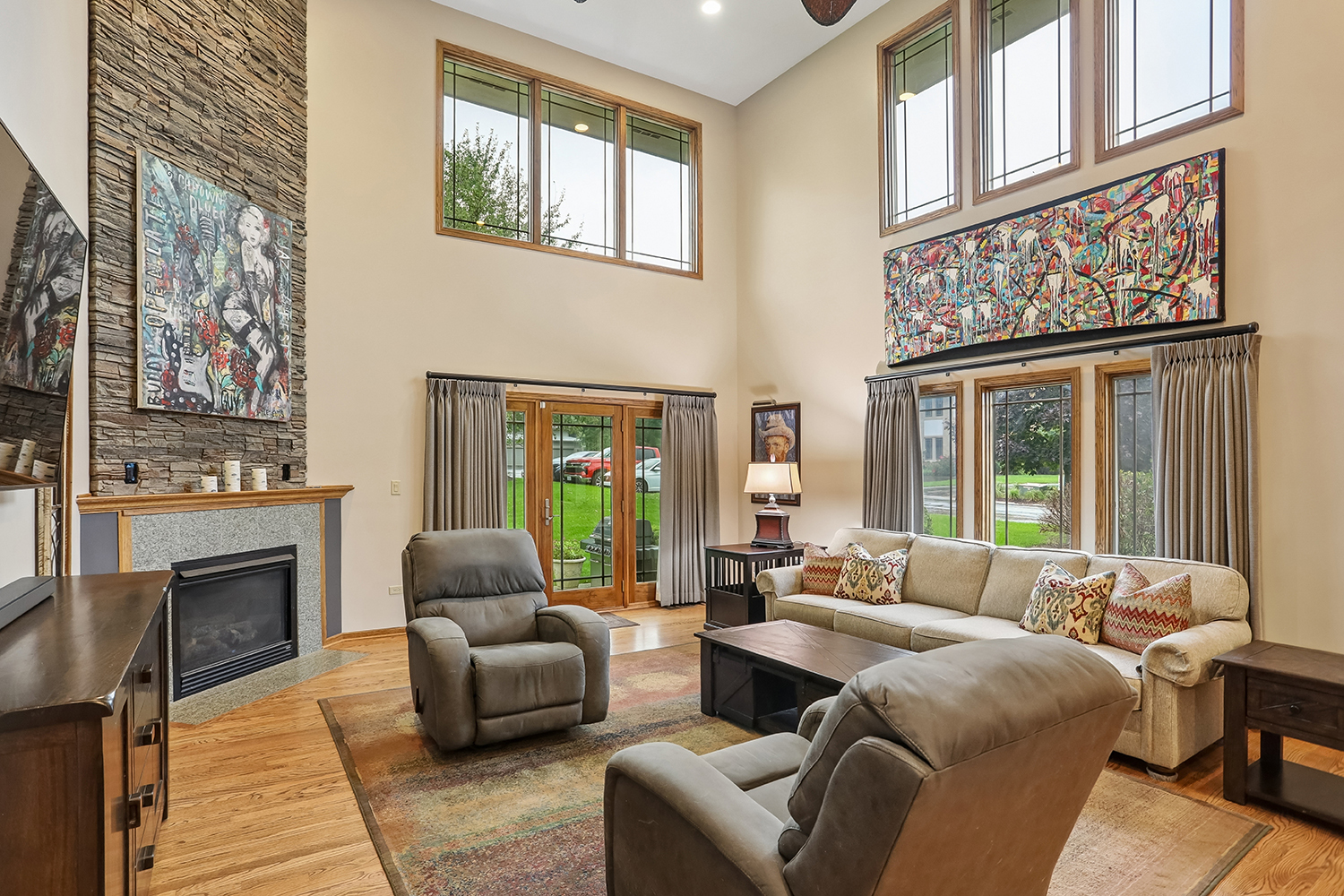 20467 Falling Water Circle Property Photo 2