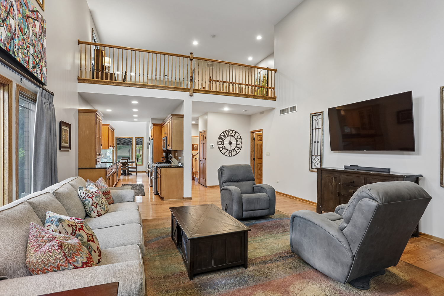 20467 Falling Water Circle Property Photo 4
