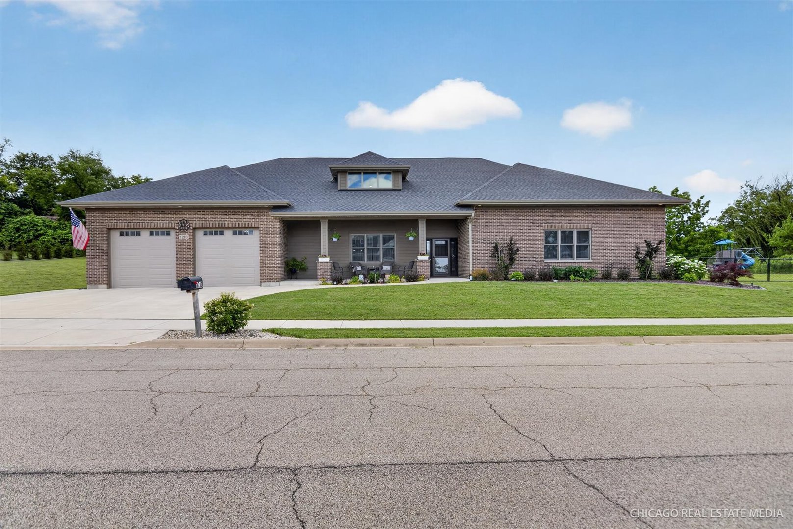 1210 Stonegate Drive Property Photo 1