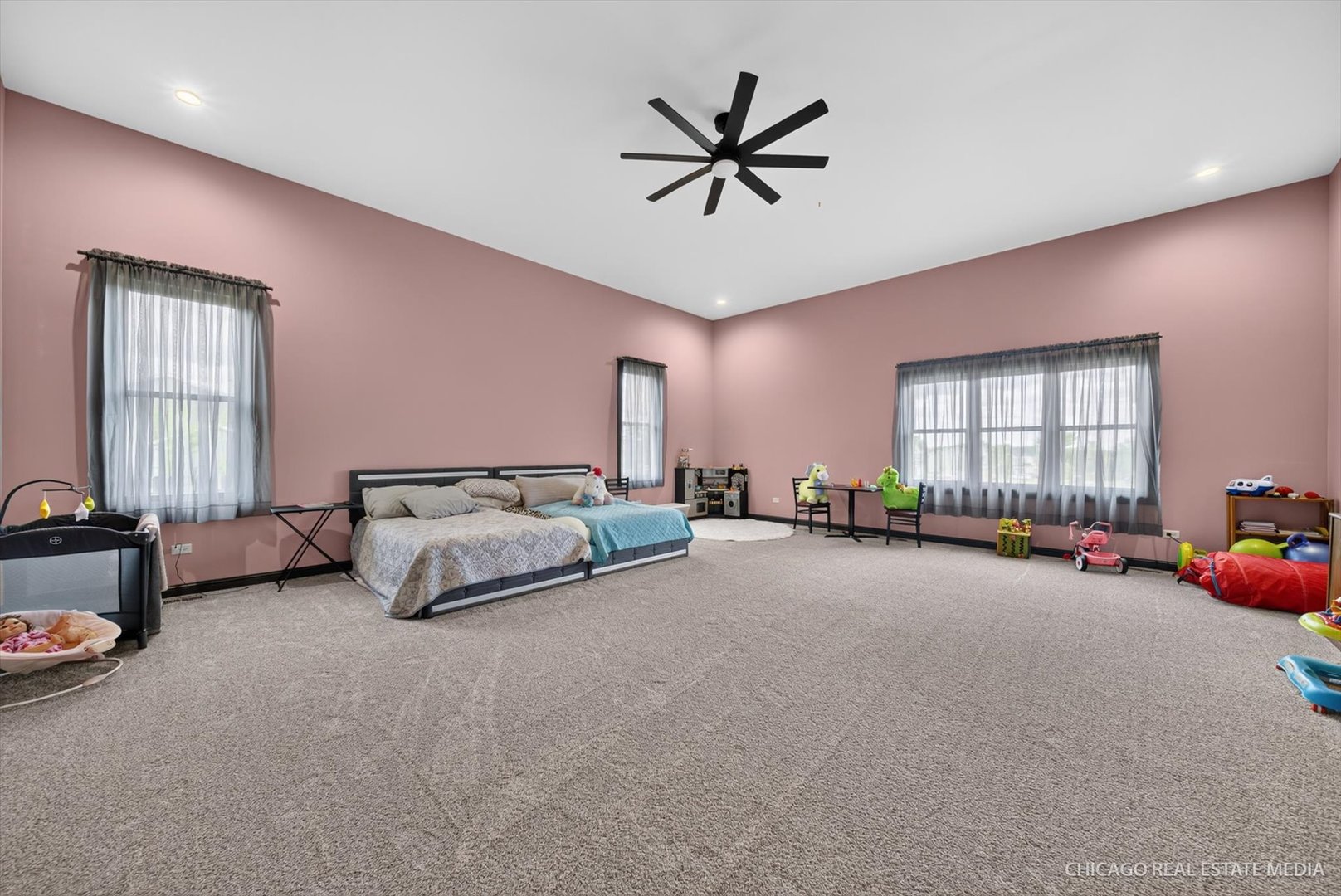 1210 Stonegate Drive Property Photo 15