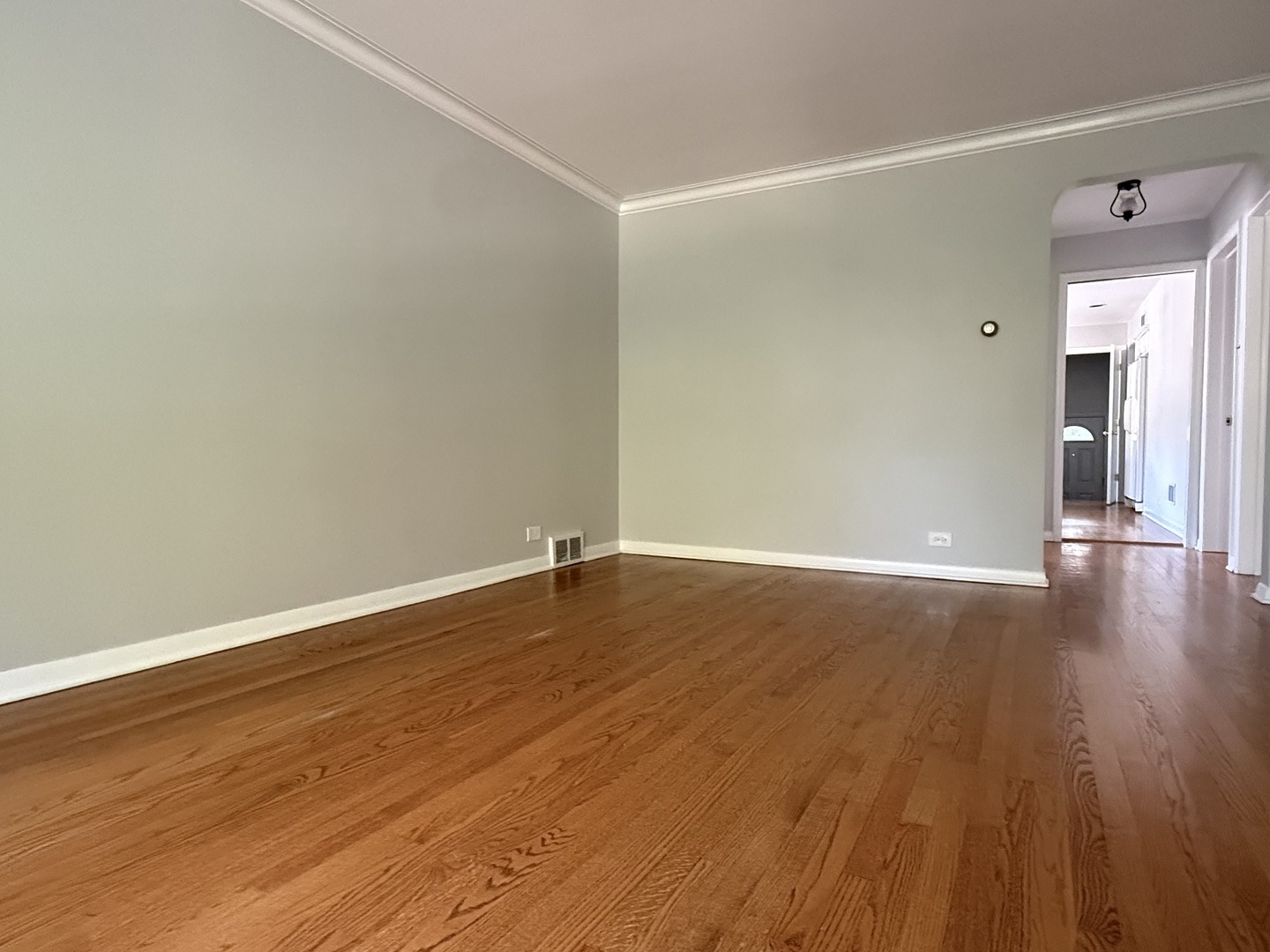 9427 S Harding Avenue Property Photo 2