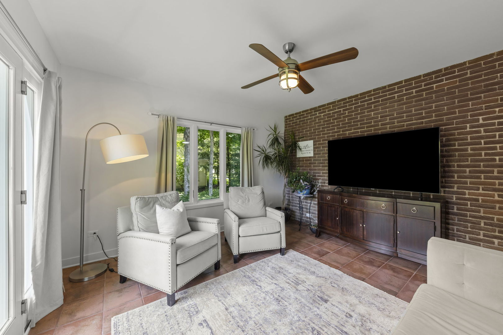 1008 Anne Road Property Photo 18