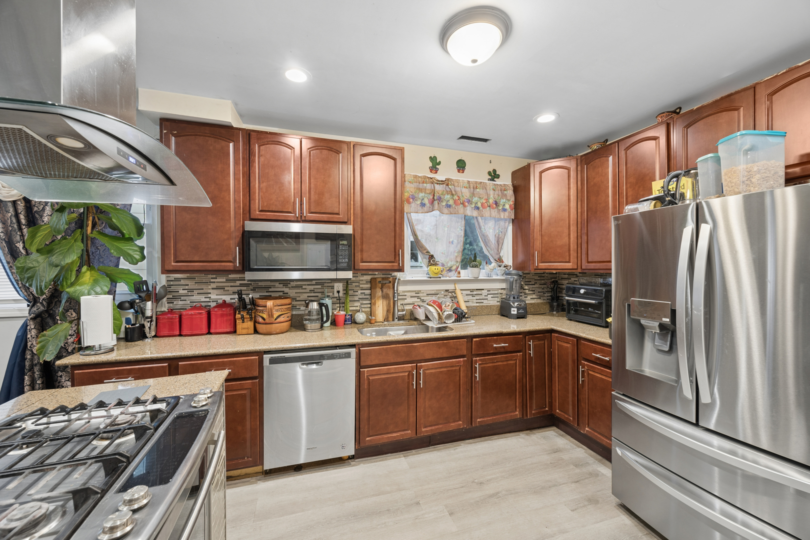 4522 Lawndale Avenue Property Photo 7