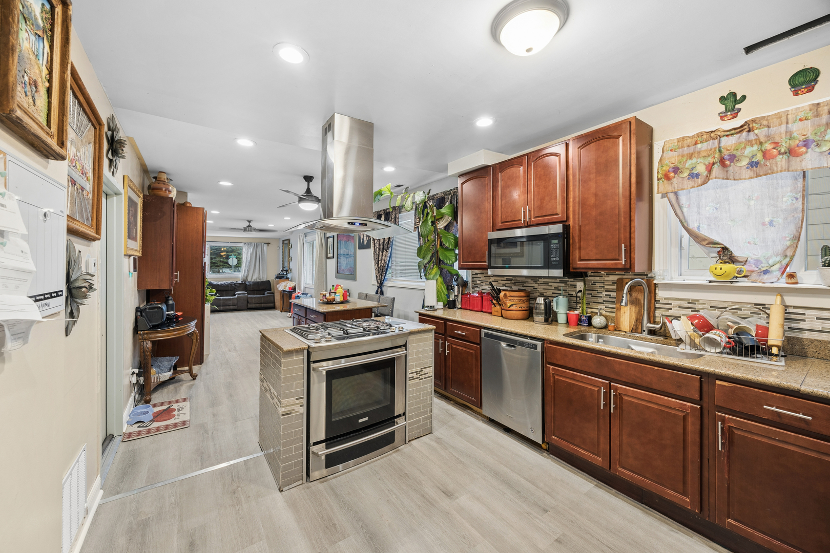 4522 Lawndale Avenue Property Photo 8