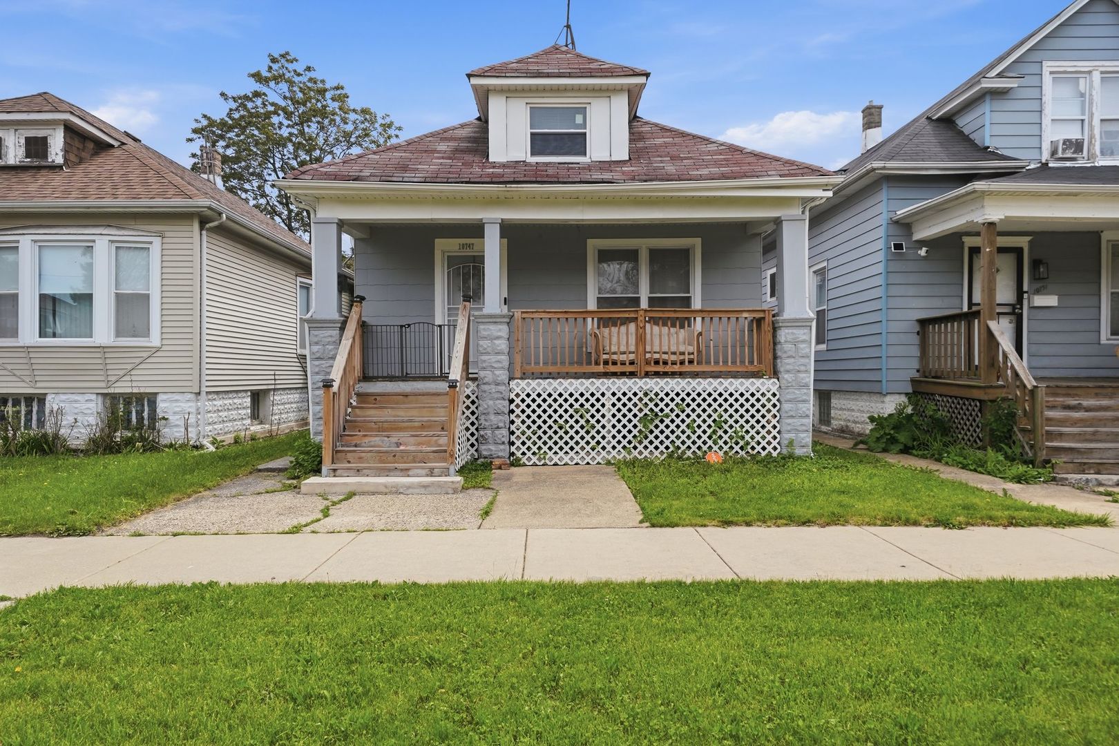 10747 S Forest Avenue Property Photo 1
