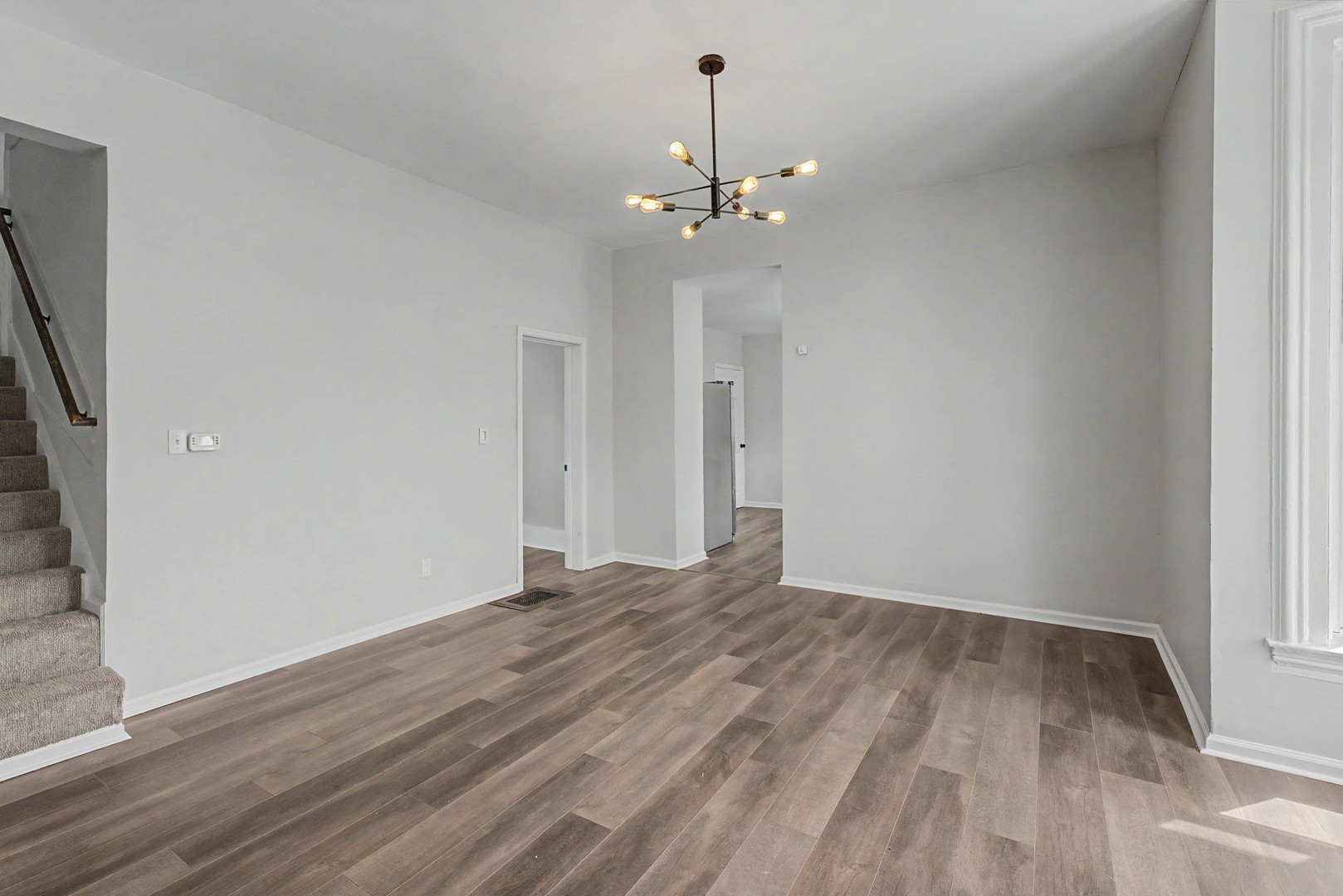 417 S 3rd Avenue Property Photo 3