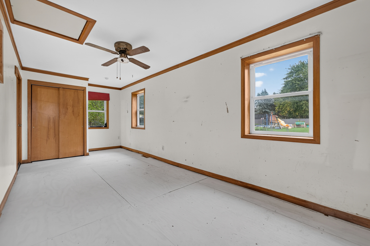 4877 Raymond Drive Property Photo 19