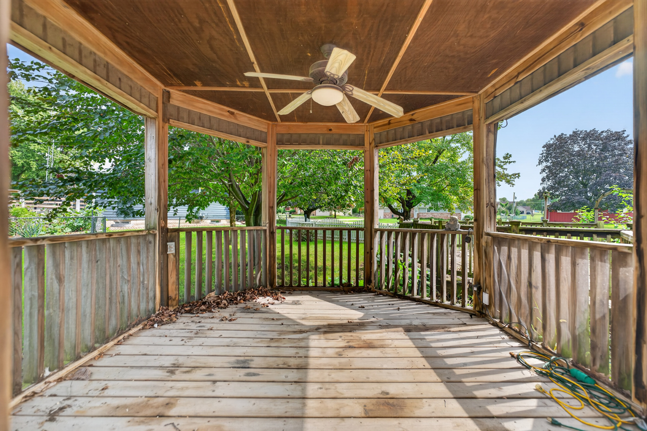 4877 Raymond Drive Property Photo 40
