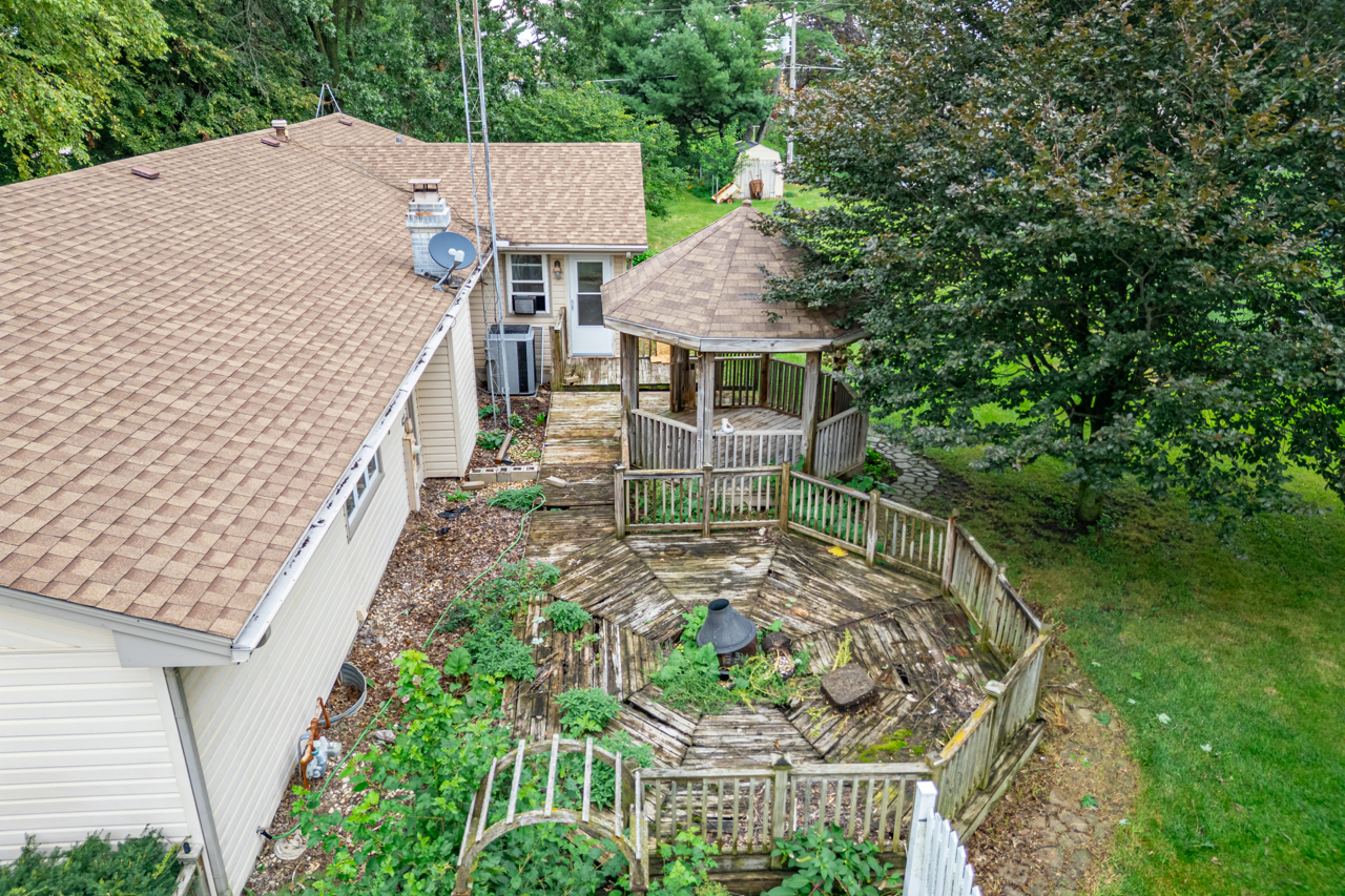 4877 Raymond Drive Property Photo 44