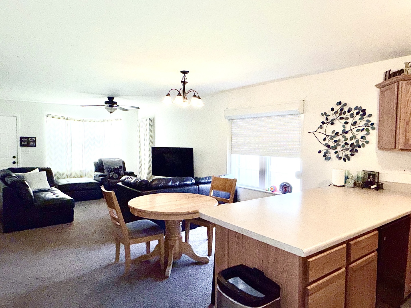 15201 Dorchester Avenue Property Photo 3