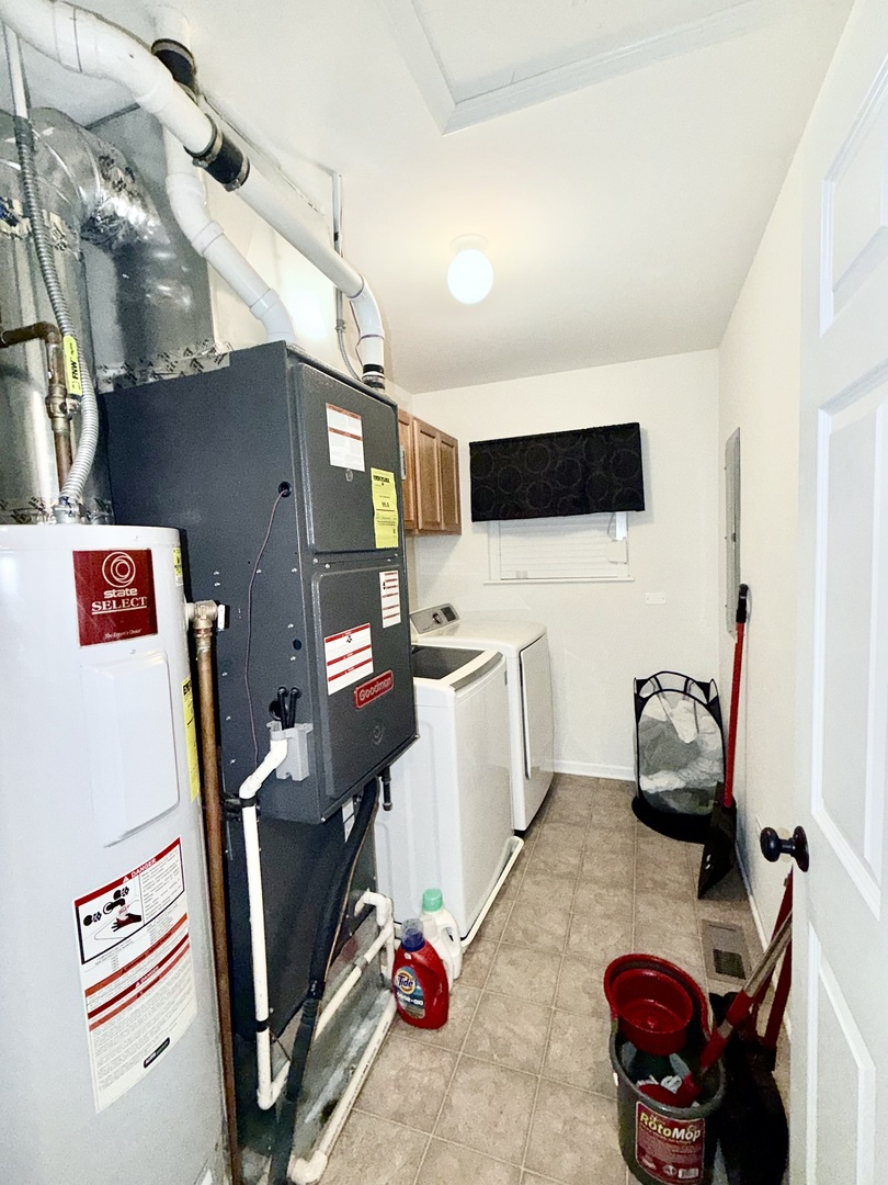 15201 Dorchester Avenue Property Photo 6