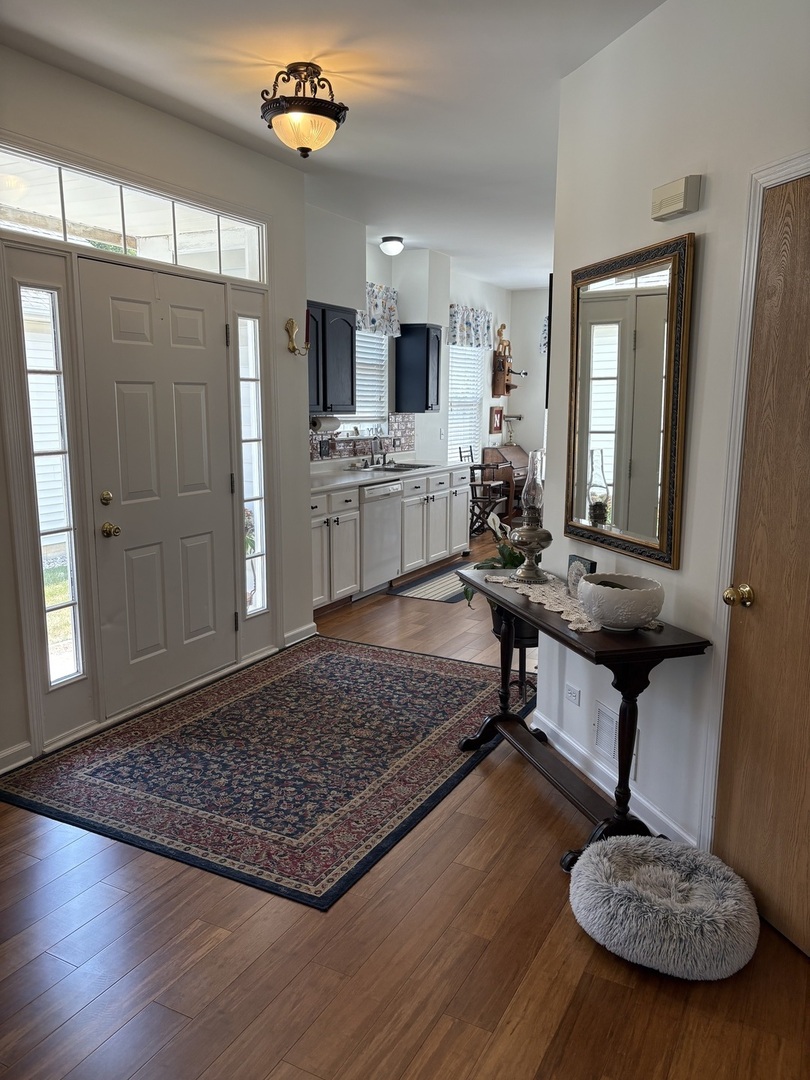 5 E Hague Drive Property Photo 3
