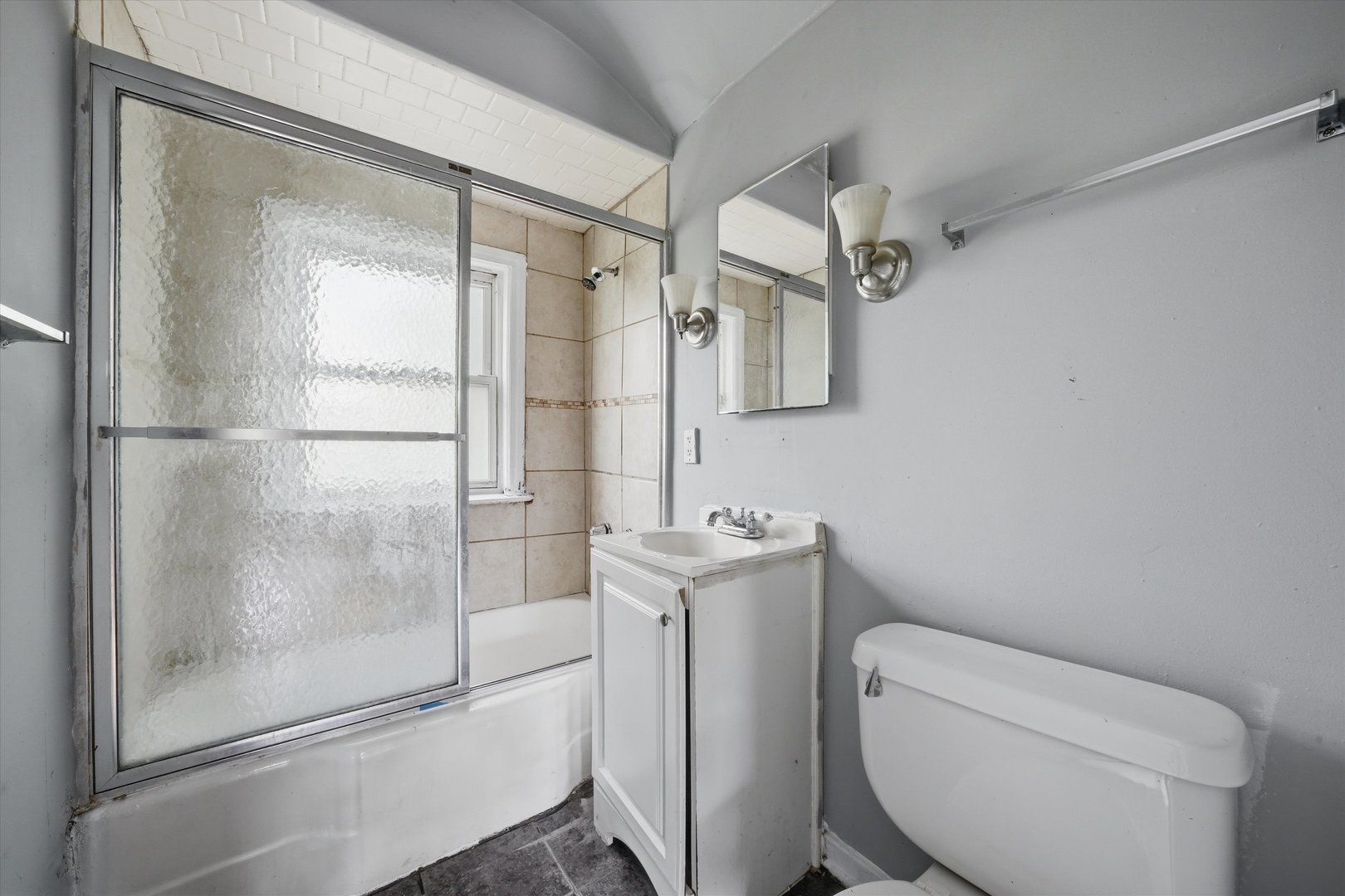 9709 S Yates Boulevard Property Photo 14