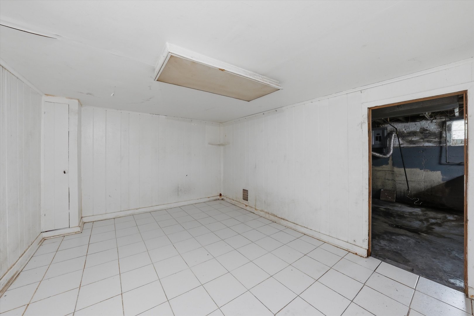 9709 S Yates Boulevard Property Photo 17