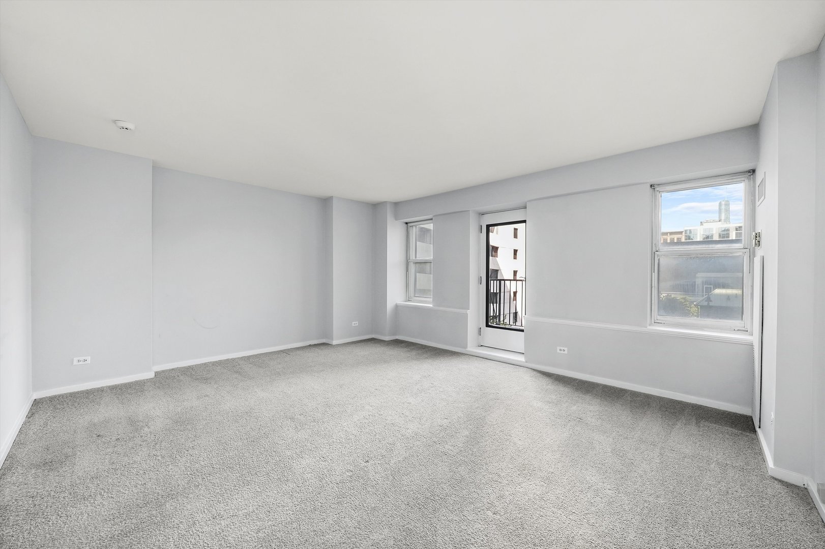 40 E 9th Street 710 Property Photo 5
