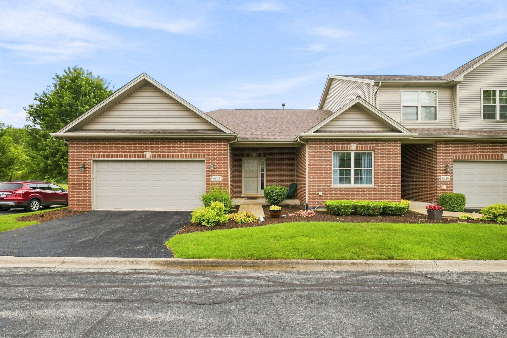 6832 White Egret Court Property Photo 1