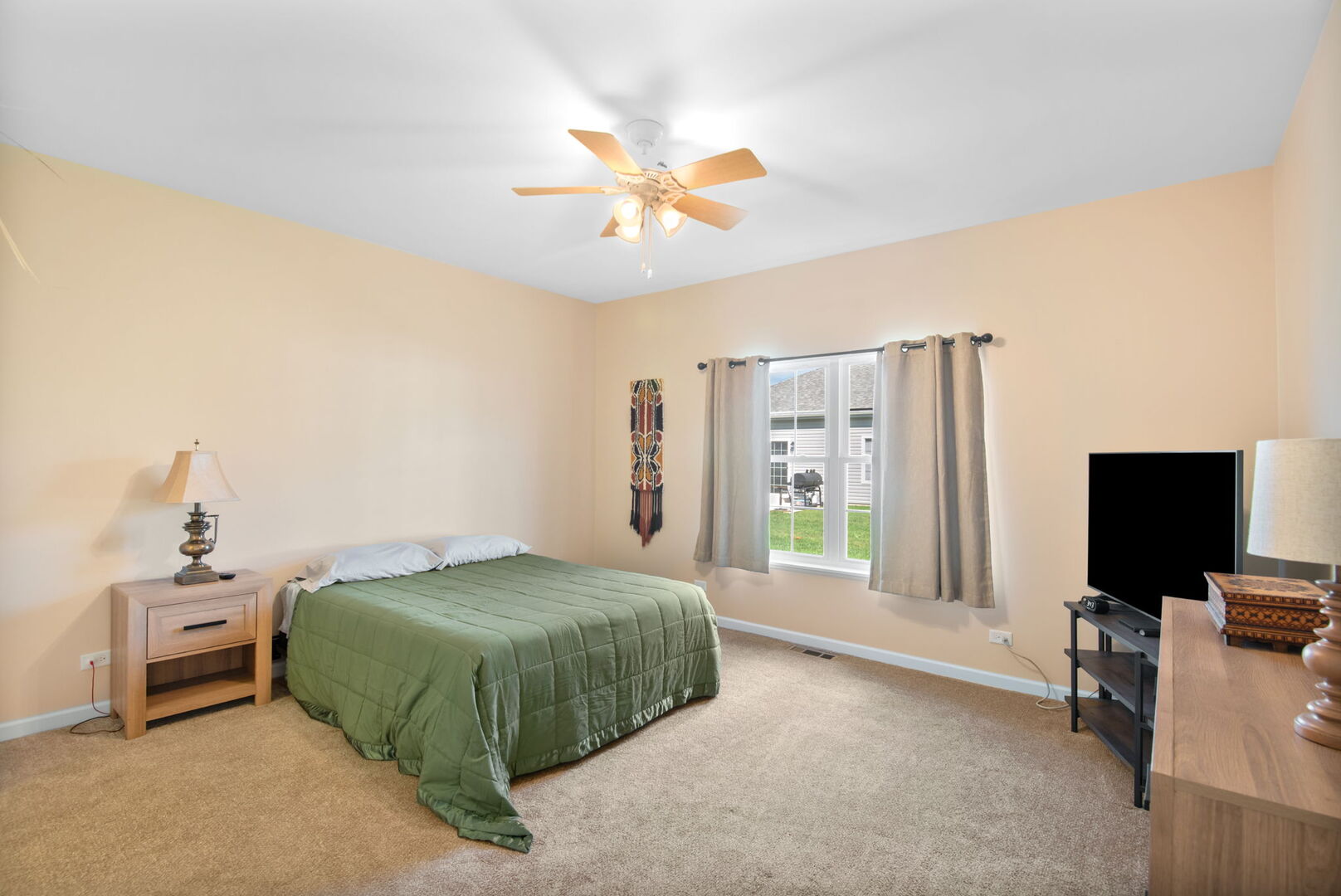 912 Baltimore Street Property Photo 8