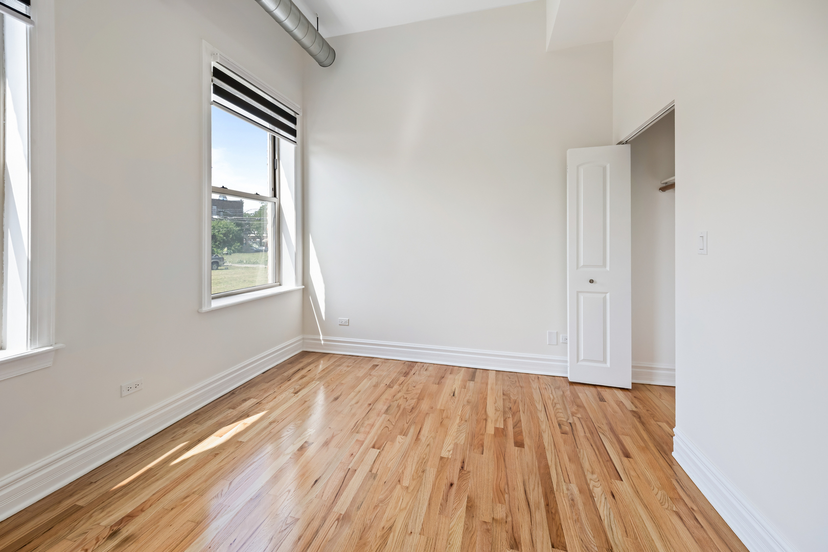 5016 S King Drive 1e Property Photo 13