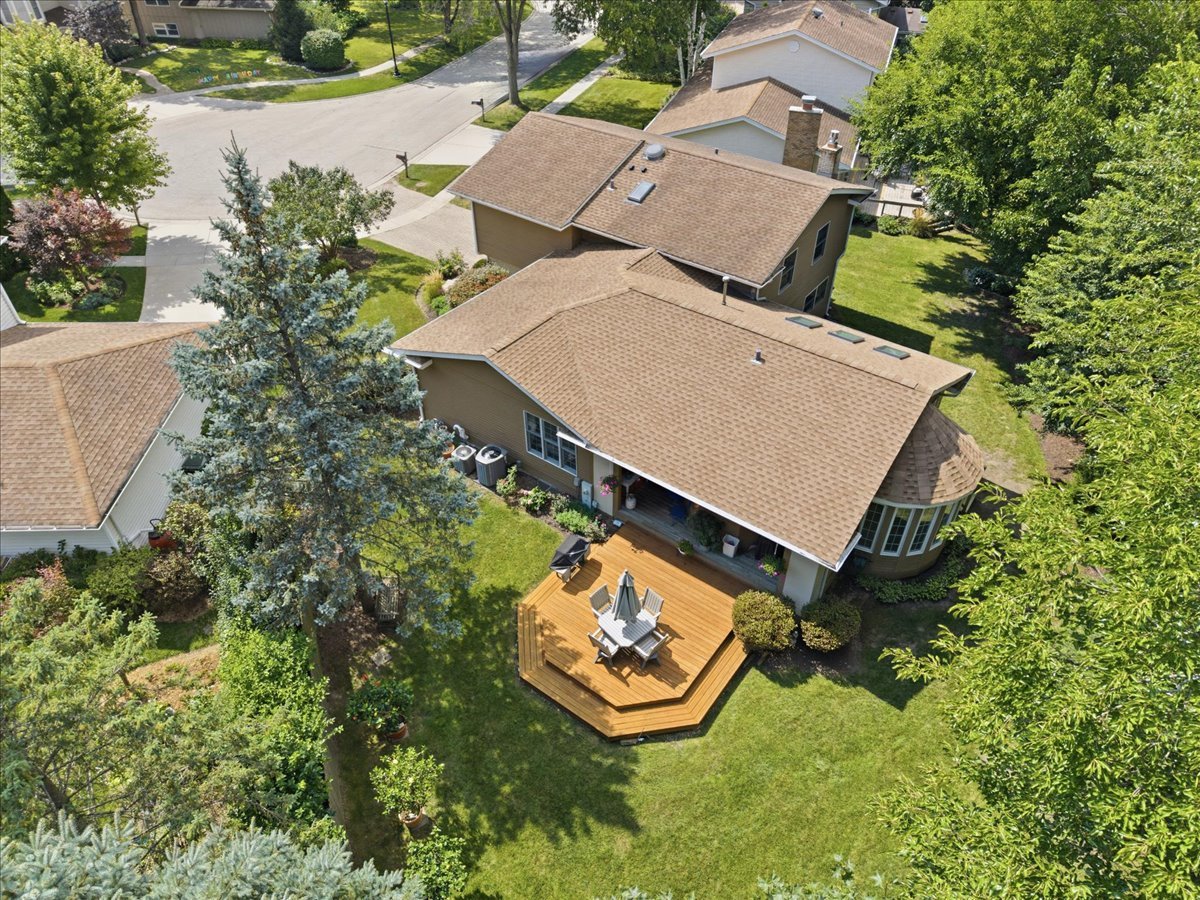 206 Londonderry Court Property Photo 4
