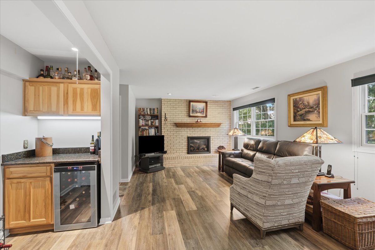 206 Londonderry Court Property Photo 23