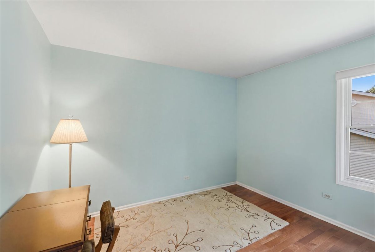 206 Londonderry Court Property Photo 31