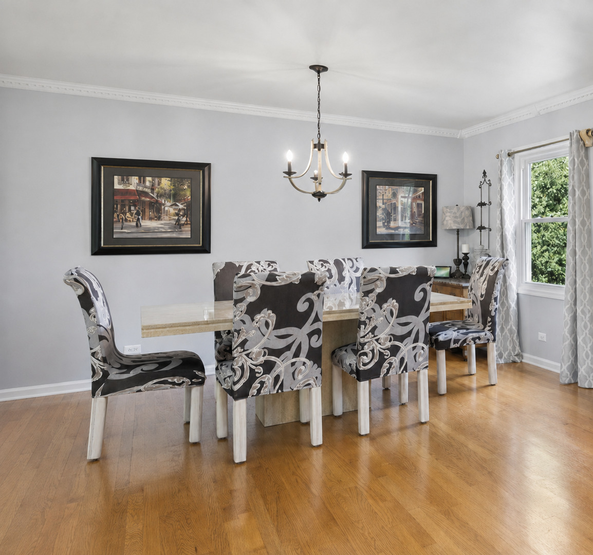 8425 Creekside Lane Property Photo 4