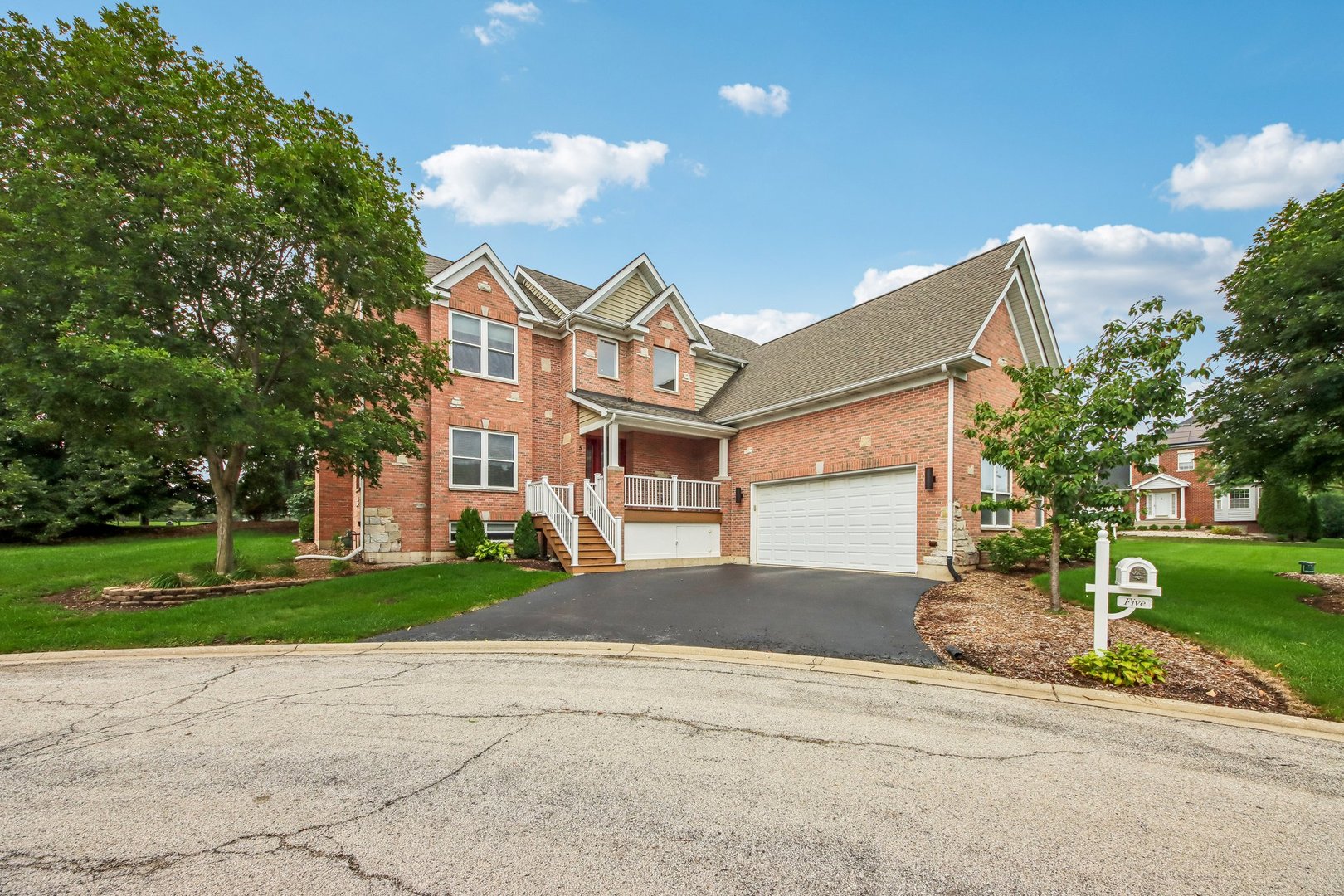 5 Park Place Circle