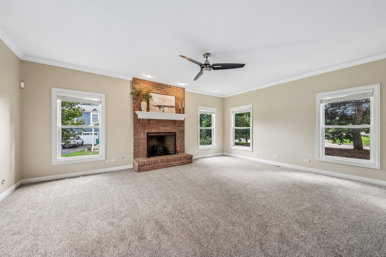 5 Park Place Circle Property Photo 5