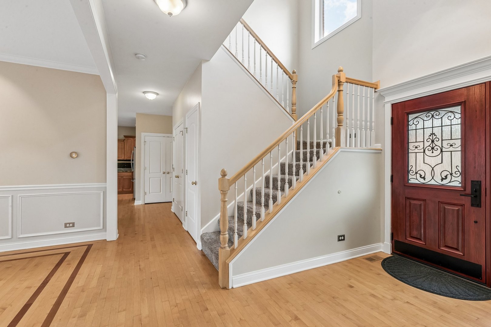5 Park Place Circle Property Photo 17