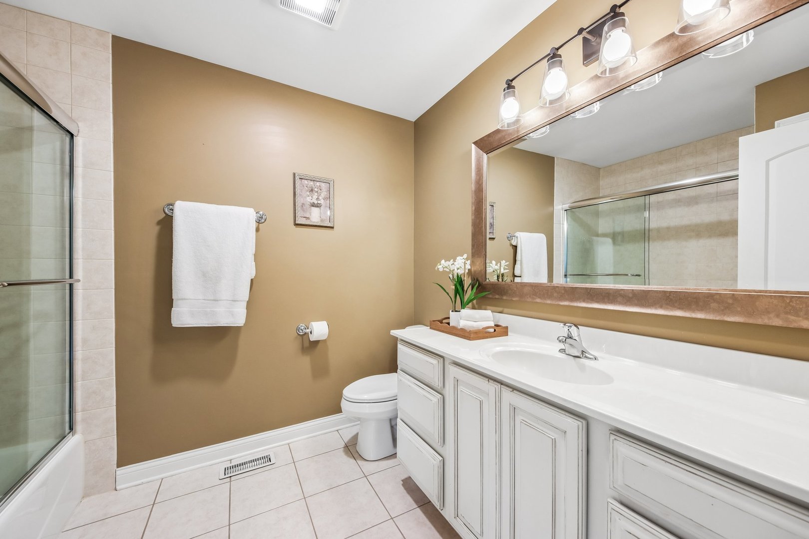 5 Park Place Circle Property Photo 35
