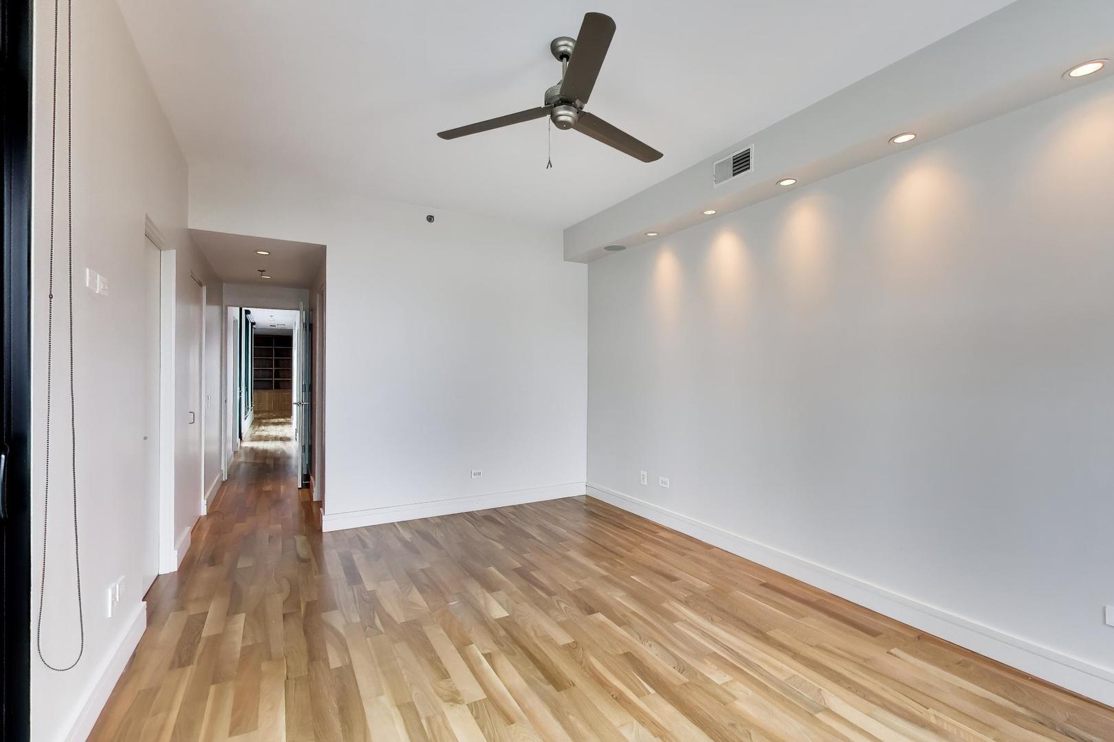 550 W Wellington Avenue 4e Property Photo 24