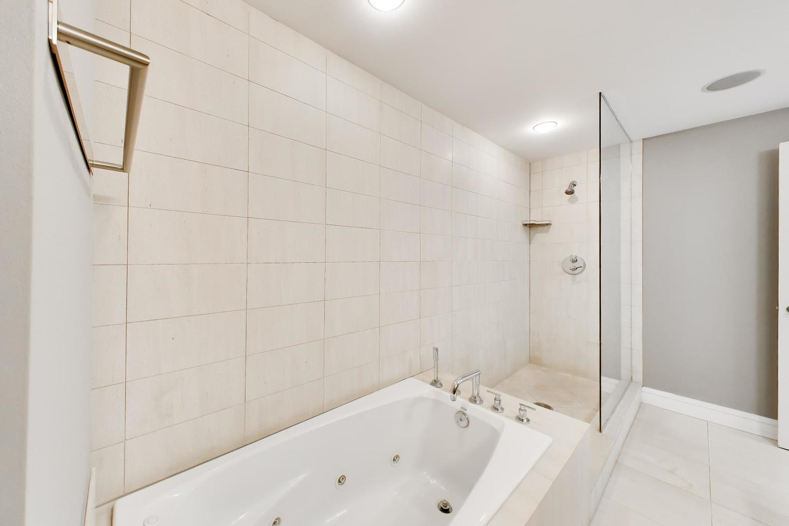 550 W Wellington Avenue 4e Property Photo 29