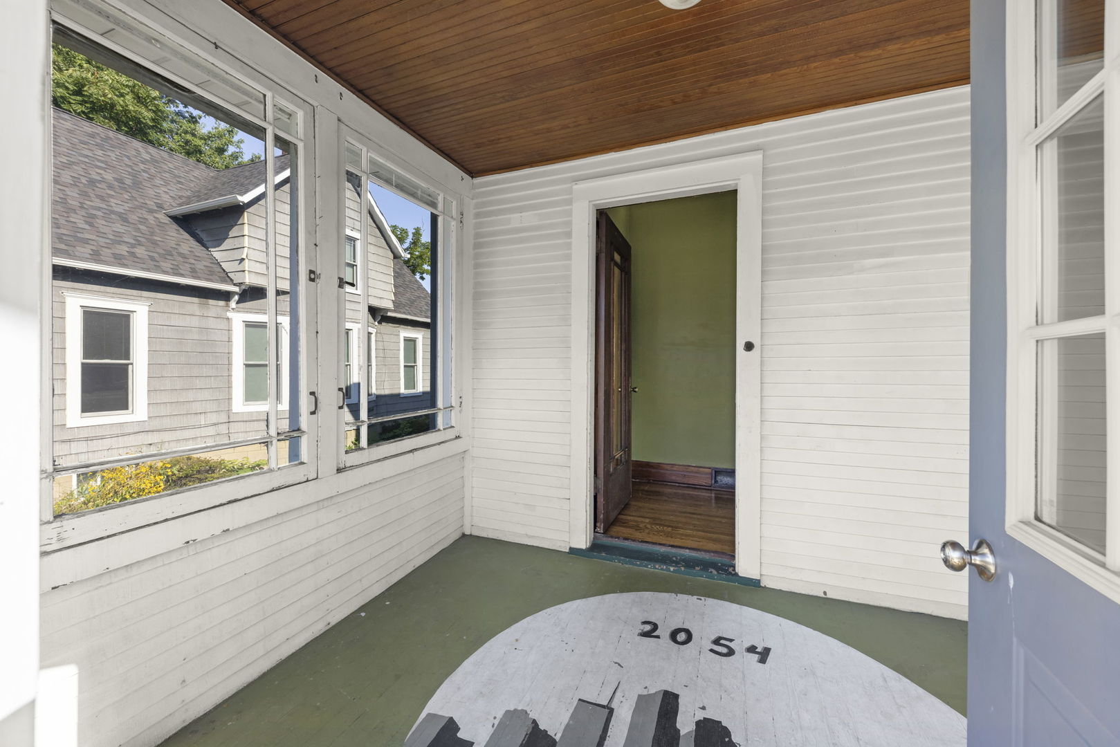 2054 183rd Street Property Photo 6