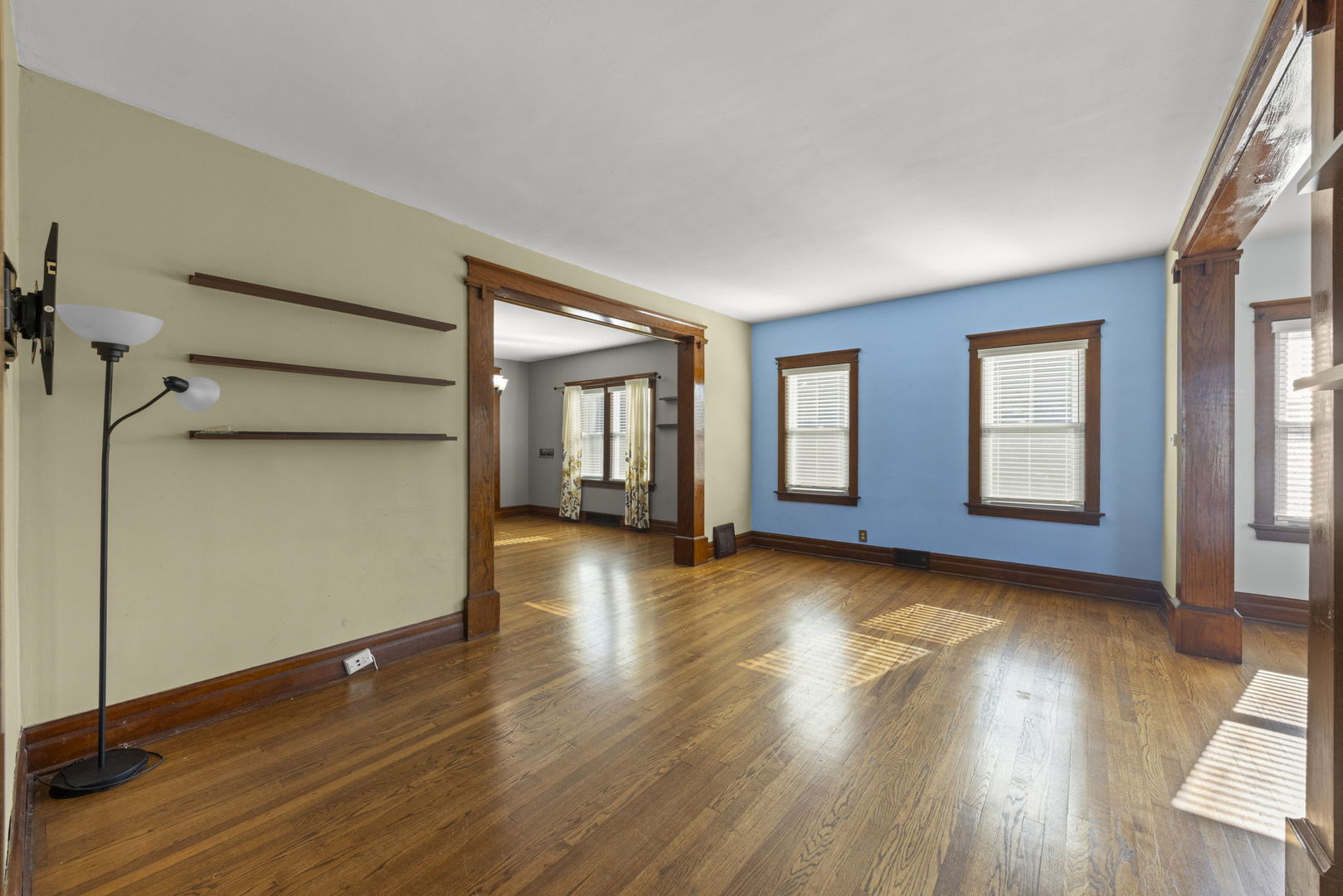 2054 183rd Street Property Photo 7