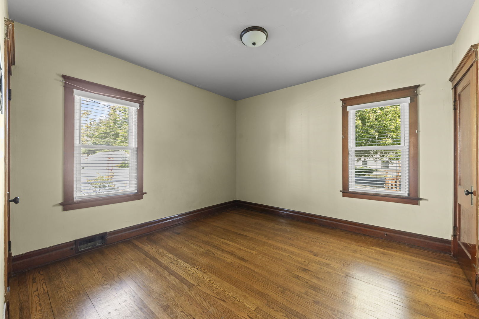 2054 183rd Street Property Photo 25