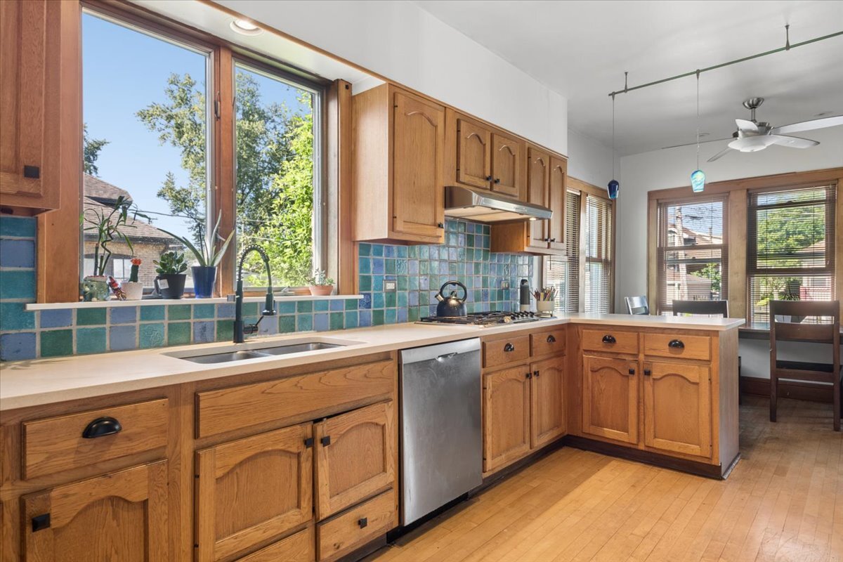1223 Edmer Avenue Property Photo 12