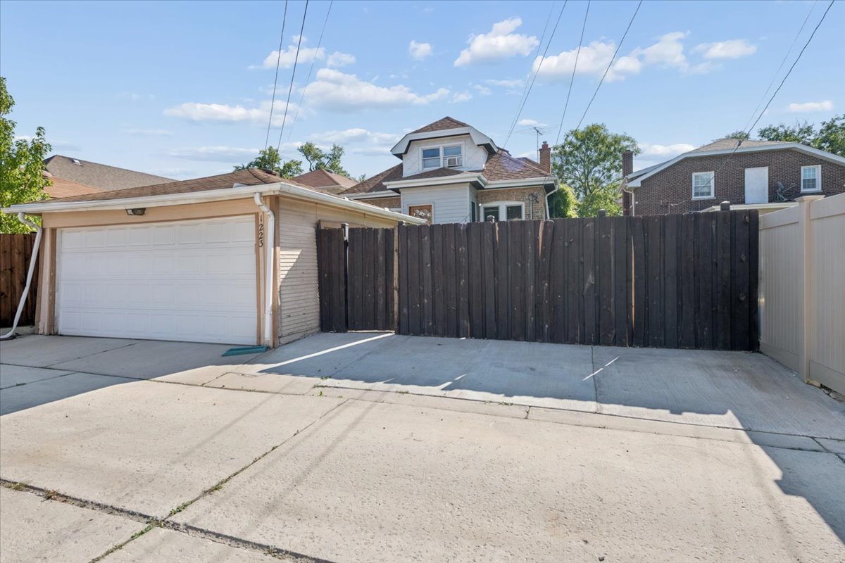 1223 Edmer Avenue Property Photo 28