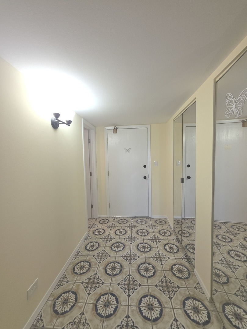 350 Plum Creek Drive 406 Property Photo 5