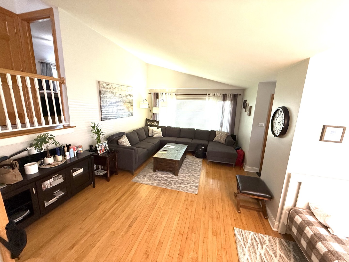 7536 Kildare Avenue Property Photo 2